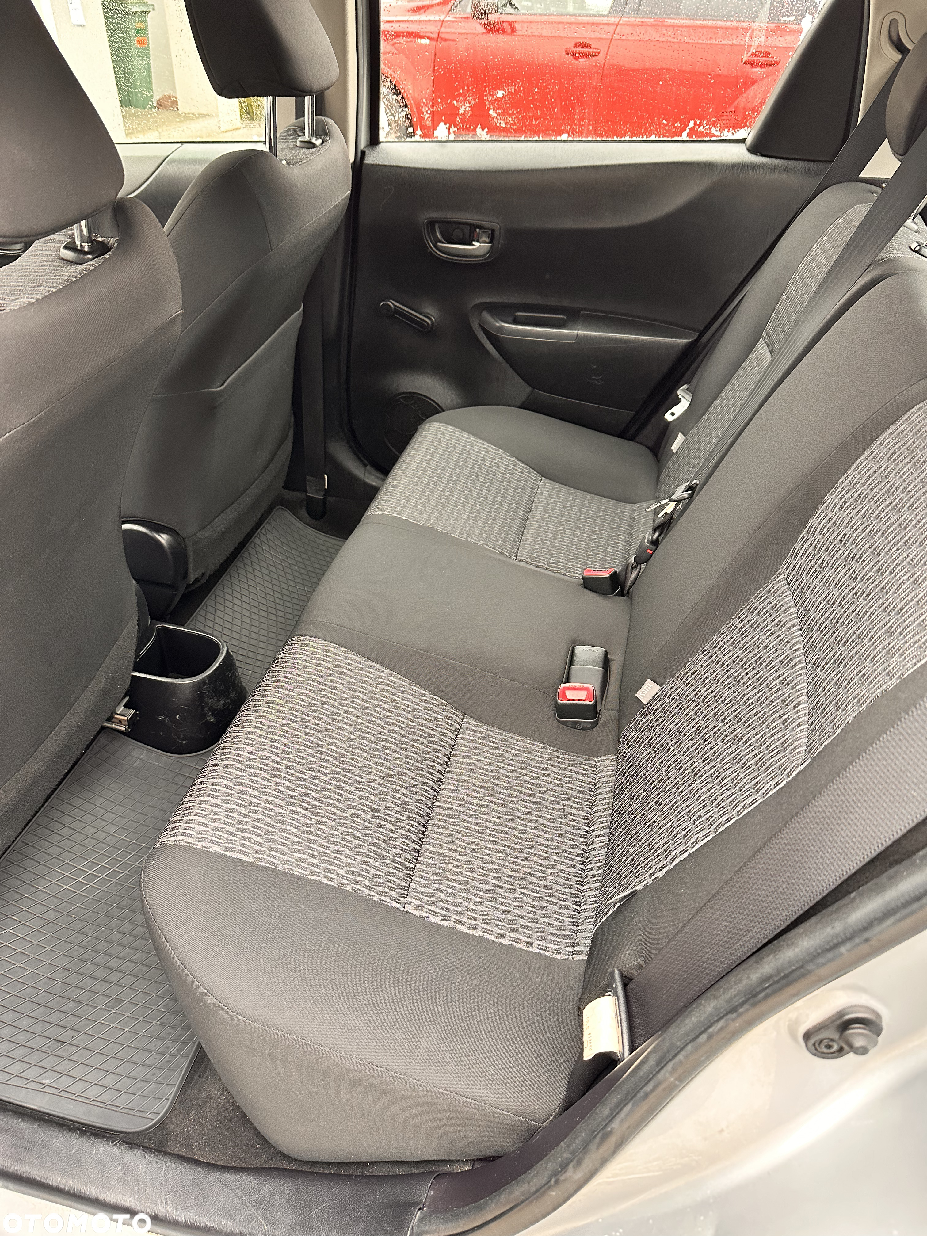 Toyota Yaris 1.0 Life - 7