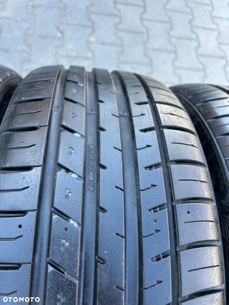Opony 225 40 R19 kumho letnie komplet 7 mm - 8
