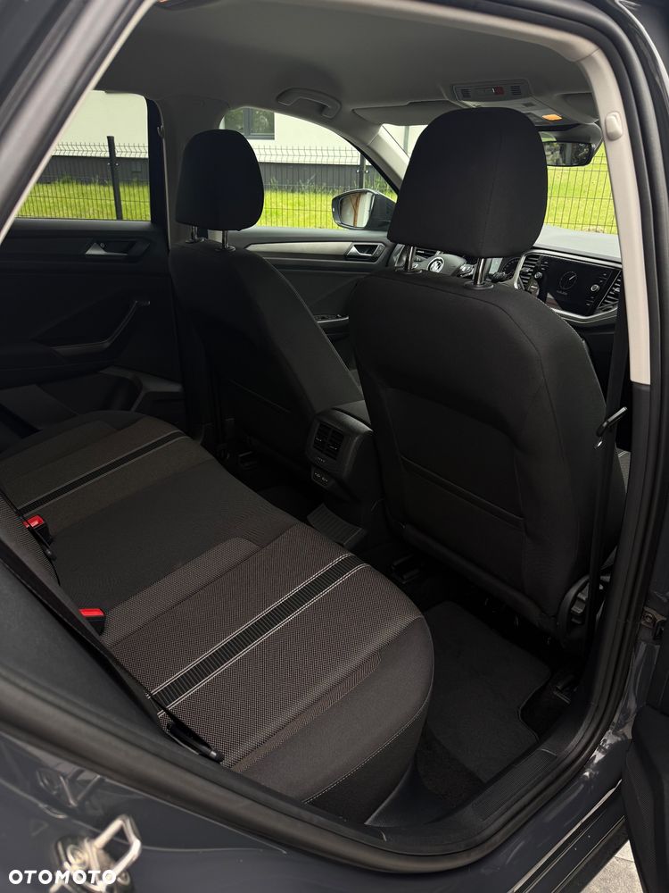 Volkswagen T-Roc 1.5 TSI ACT Advance DSG - 22