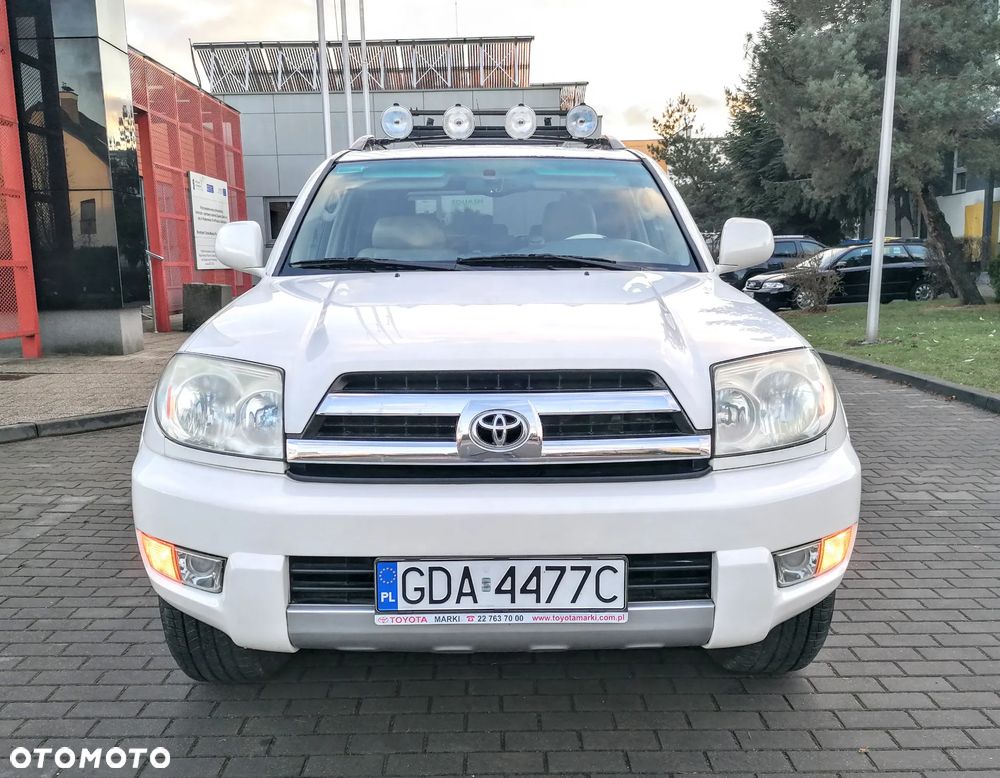 Toyota 4-Runner - 11
