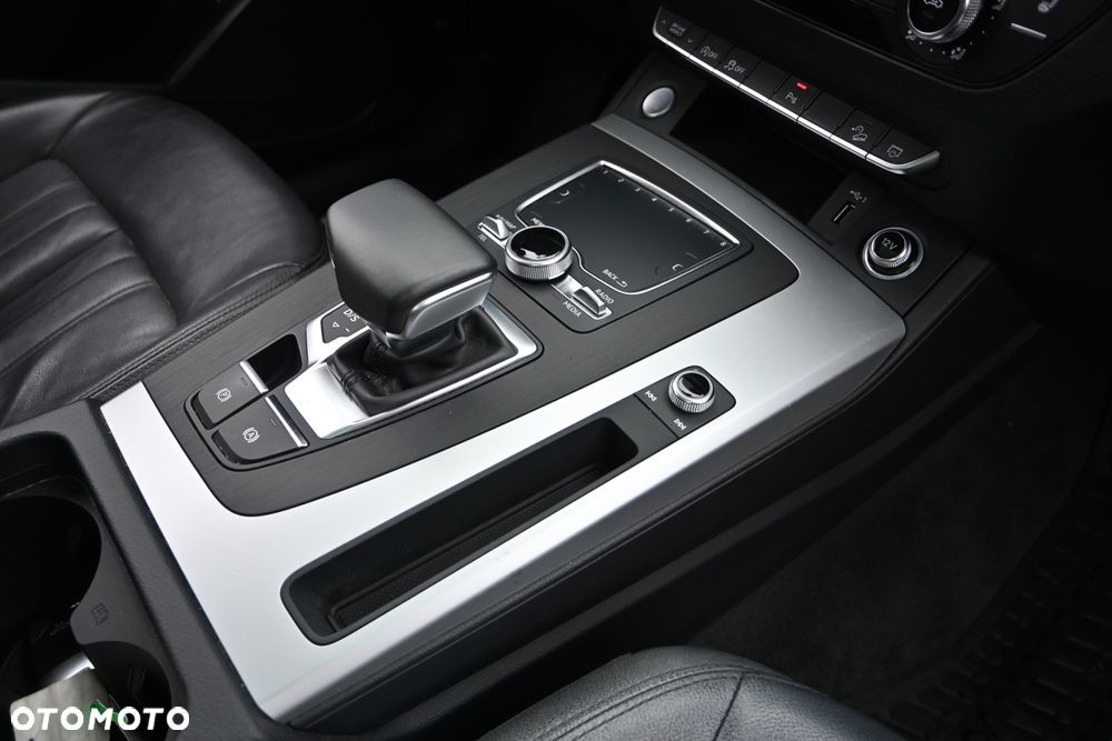 Audi Q5 35 TDI S tronic sport - 14