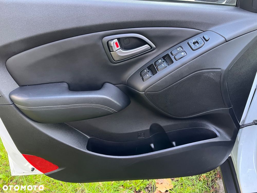 Hyundai ix35 1.6 2WD blue Style - 23