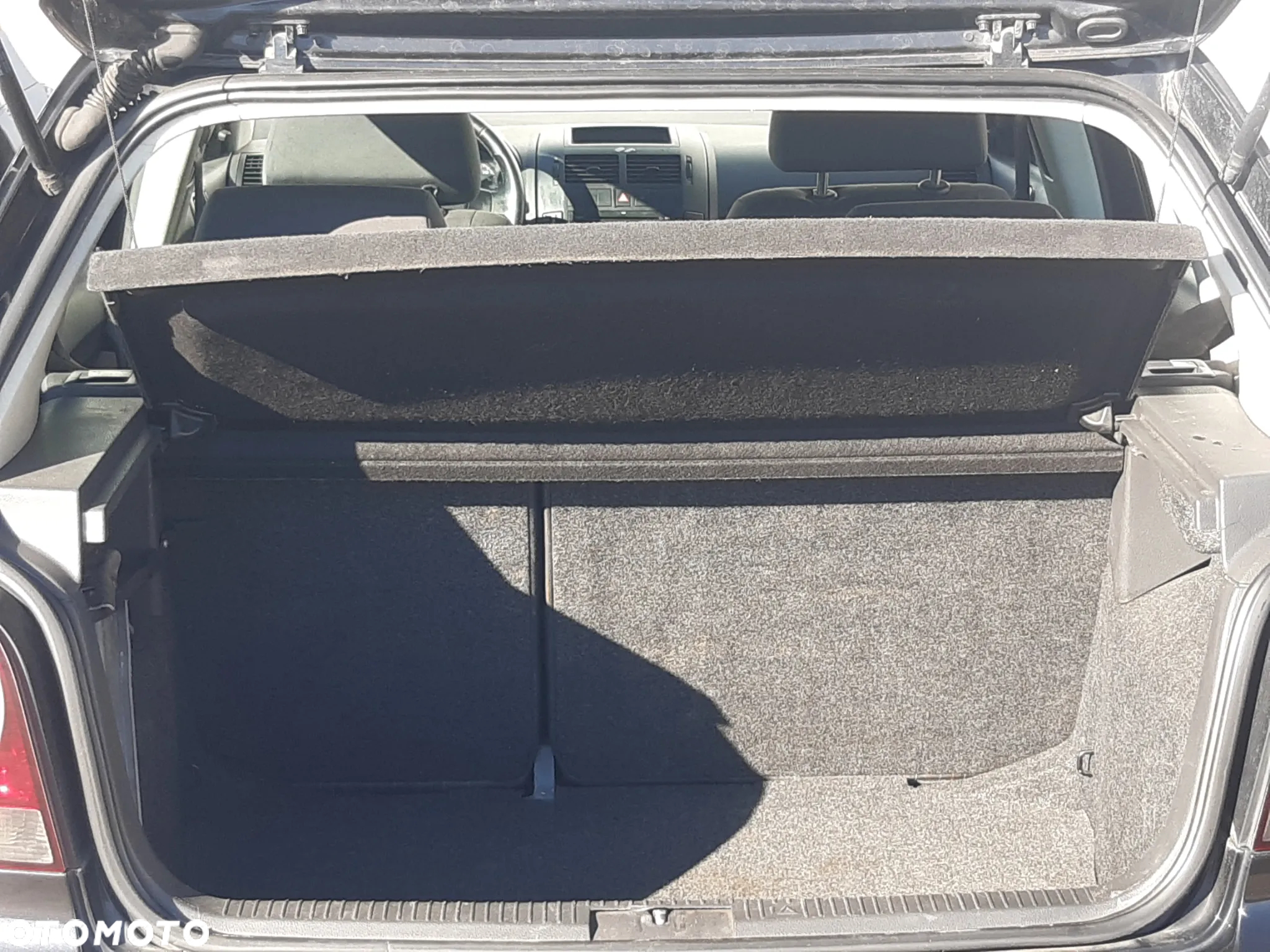 Volkswagen Polo - 12