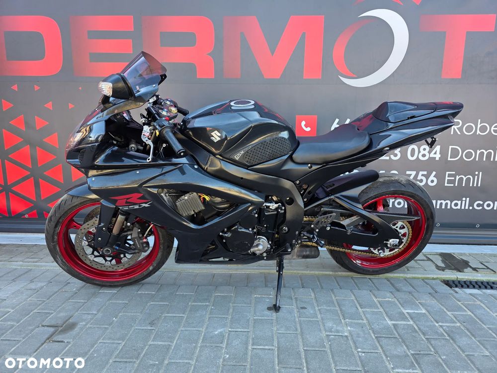 Suzuki GSX-R - 4