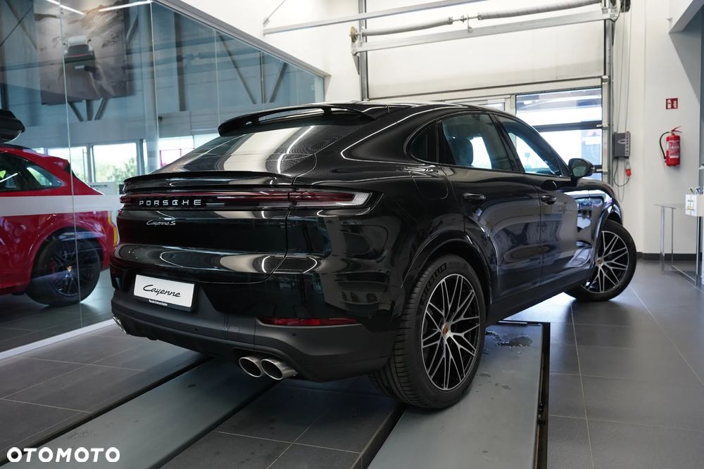 Porsche Cayenne Coupe S - 8