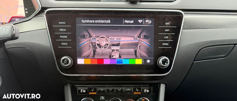 Skoda Superb 2.0 TDI DSG Sportline - 16