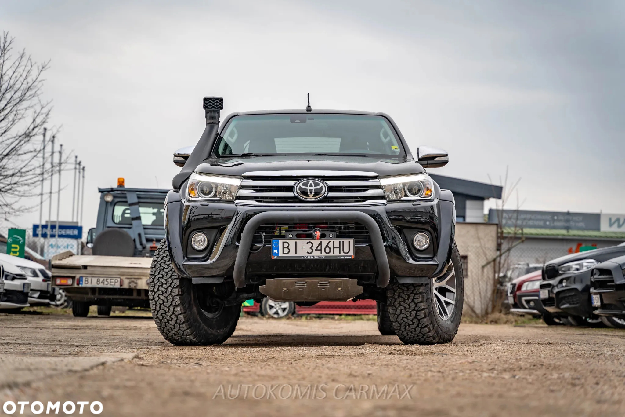 Toyota Hilux - 3