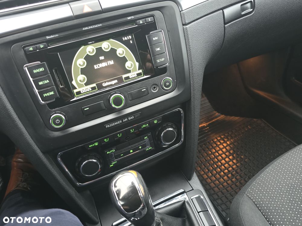 Skoda Superb 1.6 TDI Active Greenline - 12