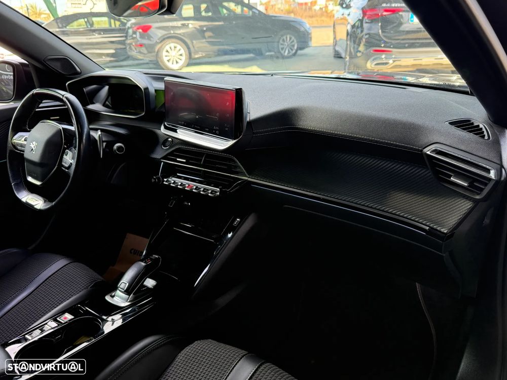 Peugeot 2008 1.5 BlueHDi GT Line EAT8 - 25