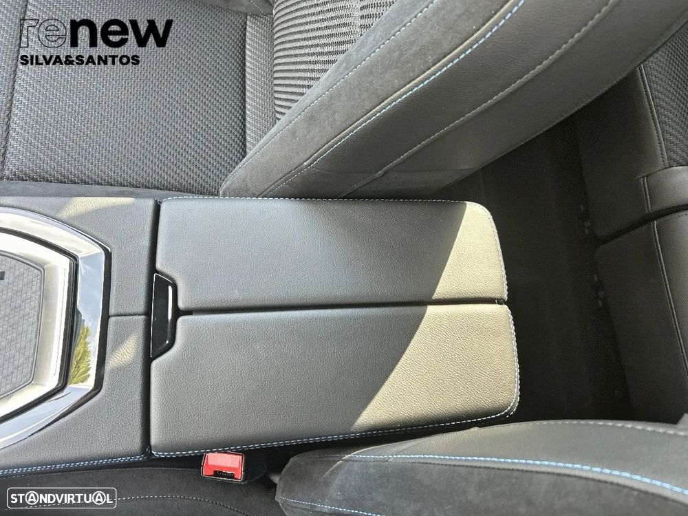 Renault Austral 1.2 Full Hybrid E-Tech Esprit Alpine - 28