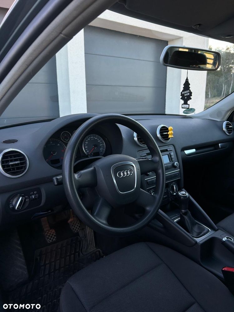 Audi A3 Sportback - 15