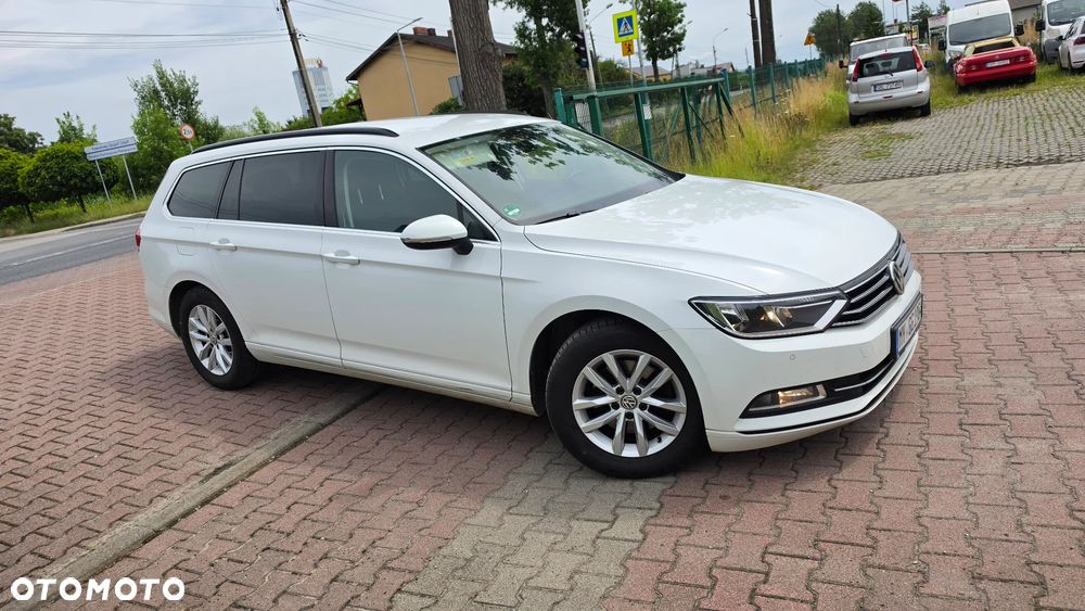 Volkswagen Passat Variant 2.0 TDI (BlueMotion Technology) Trendline - 36