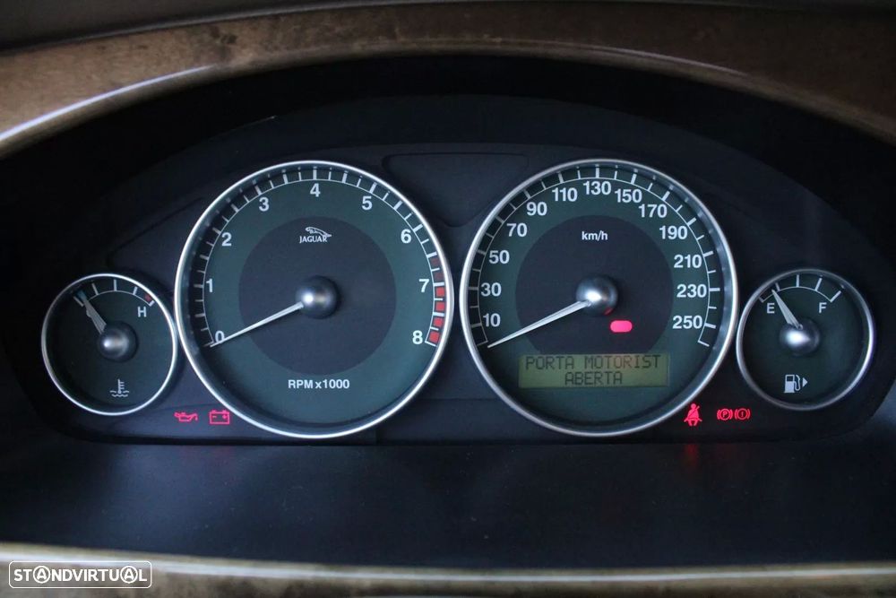 Jaguar X-Type - 13