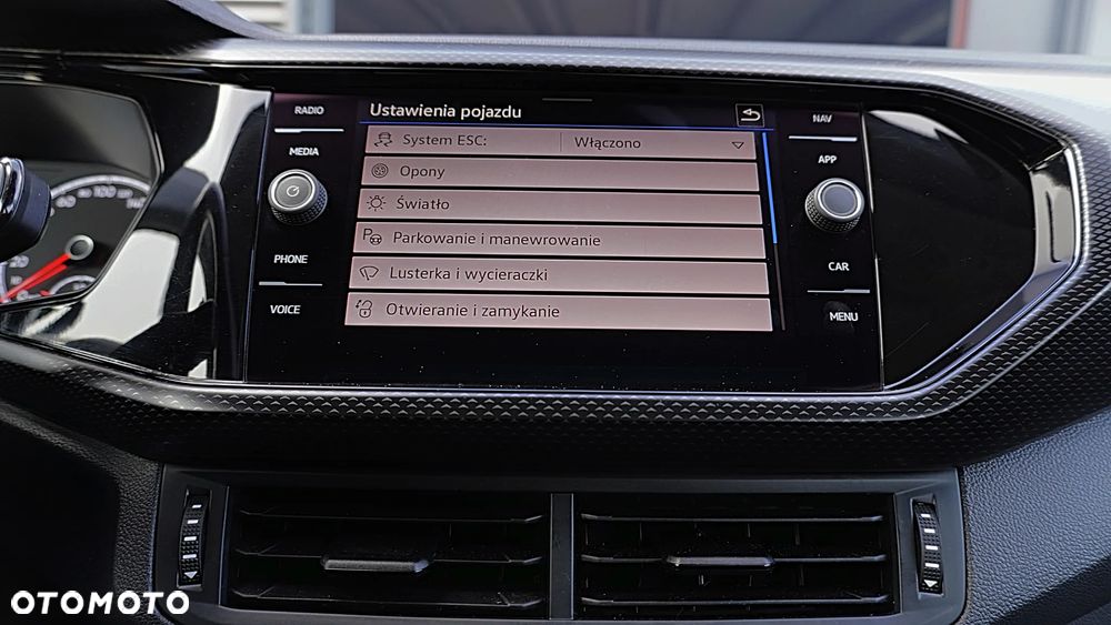 Volkswagen T-Cross 1.0 TSI Life DSG - 23