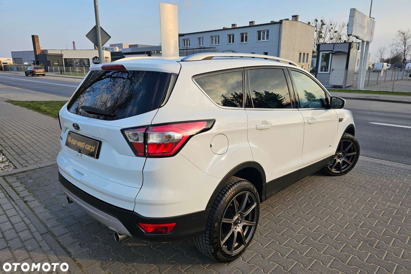 Ford Kuga - 6