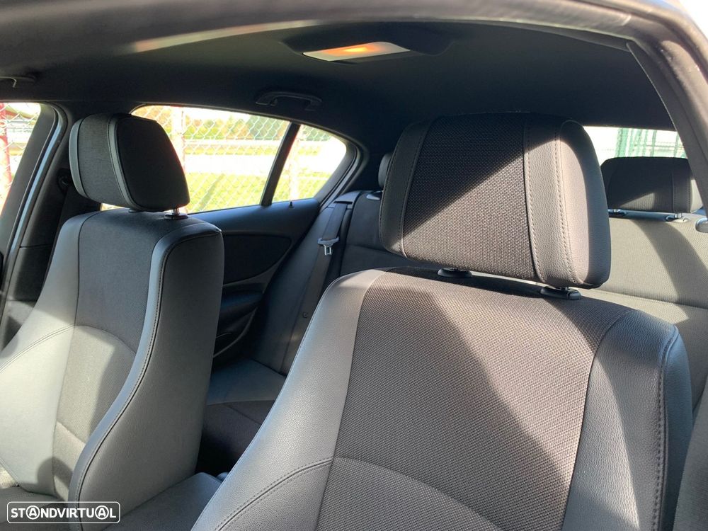 BMW 118 d Pack M - 12