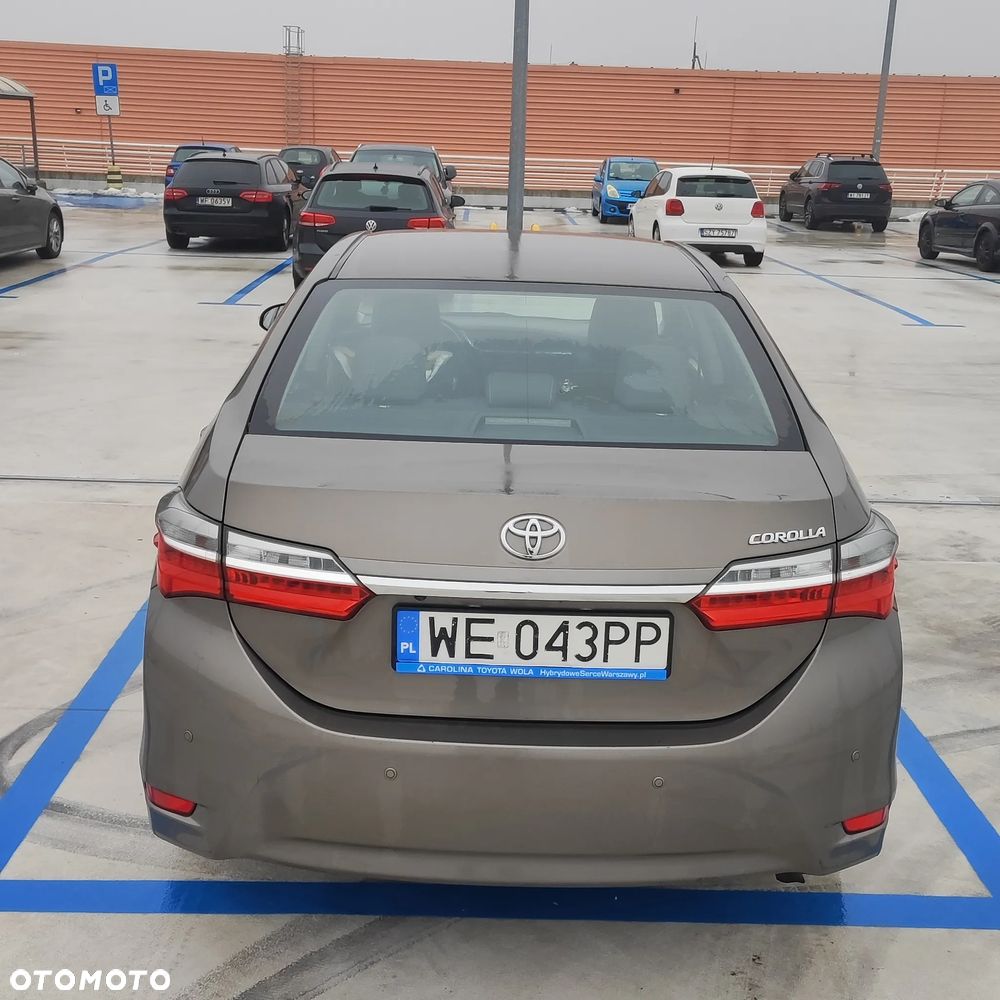 Toyota Corolla 1.6 Comfort - 6