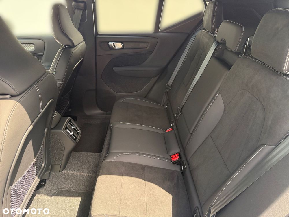 Volvo XC 40 - 34