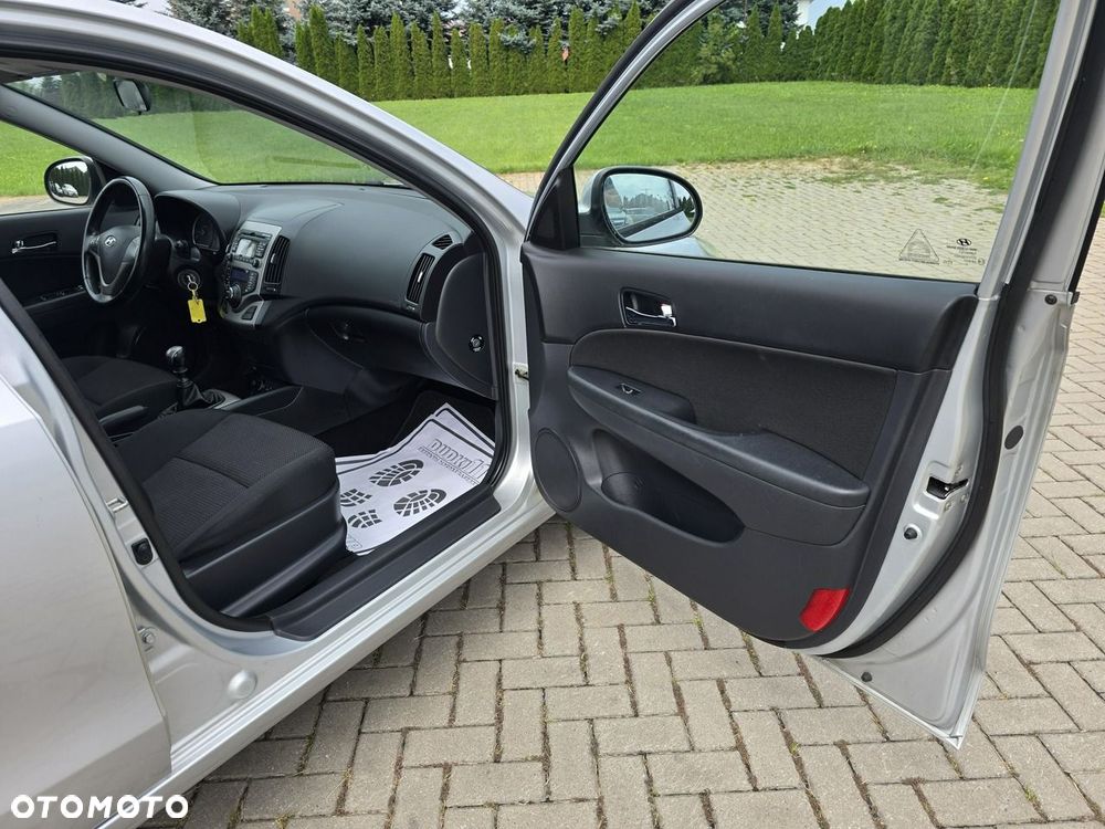 Hyundai i30 - 25