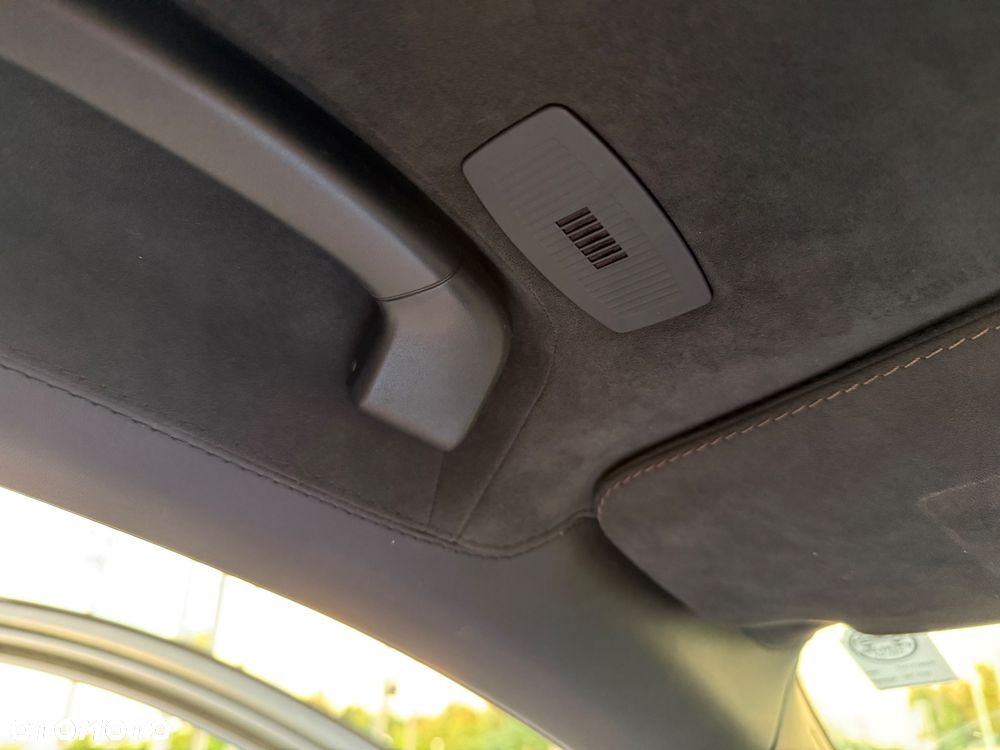 BMW Seria 7 - 29