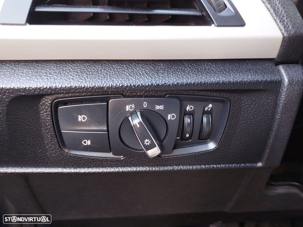 BMW 116 d EfficientDynamics - 17