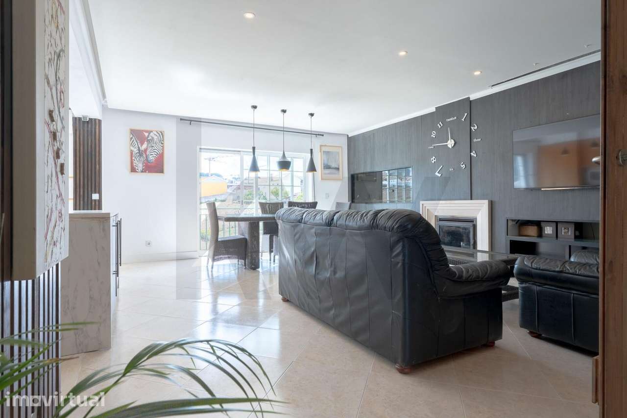 Apartamento T5 Duplex Exclusivo com Vista Deslumbrante para o Palácio - Grande imagem: 4/34