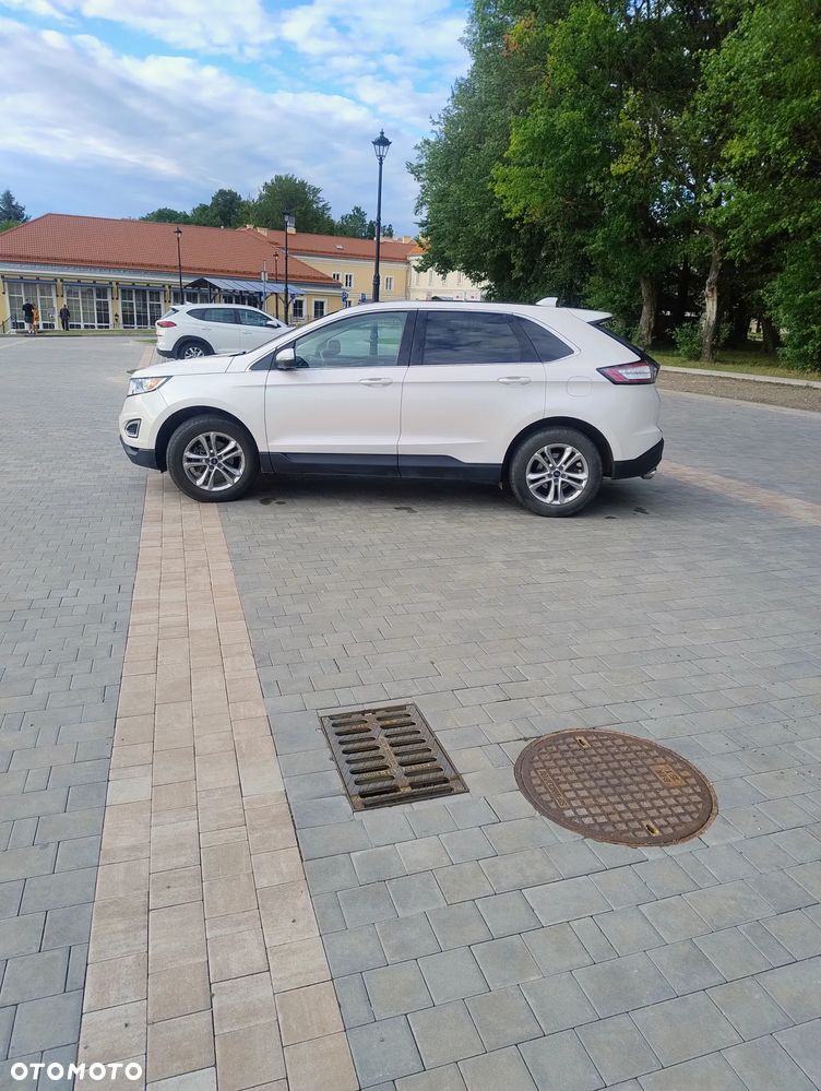 Ford Edge - 17