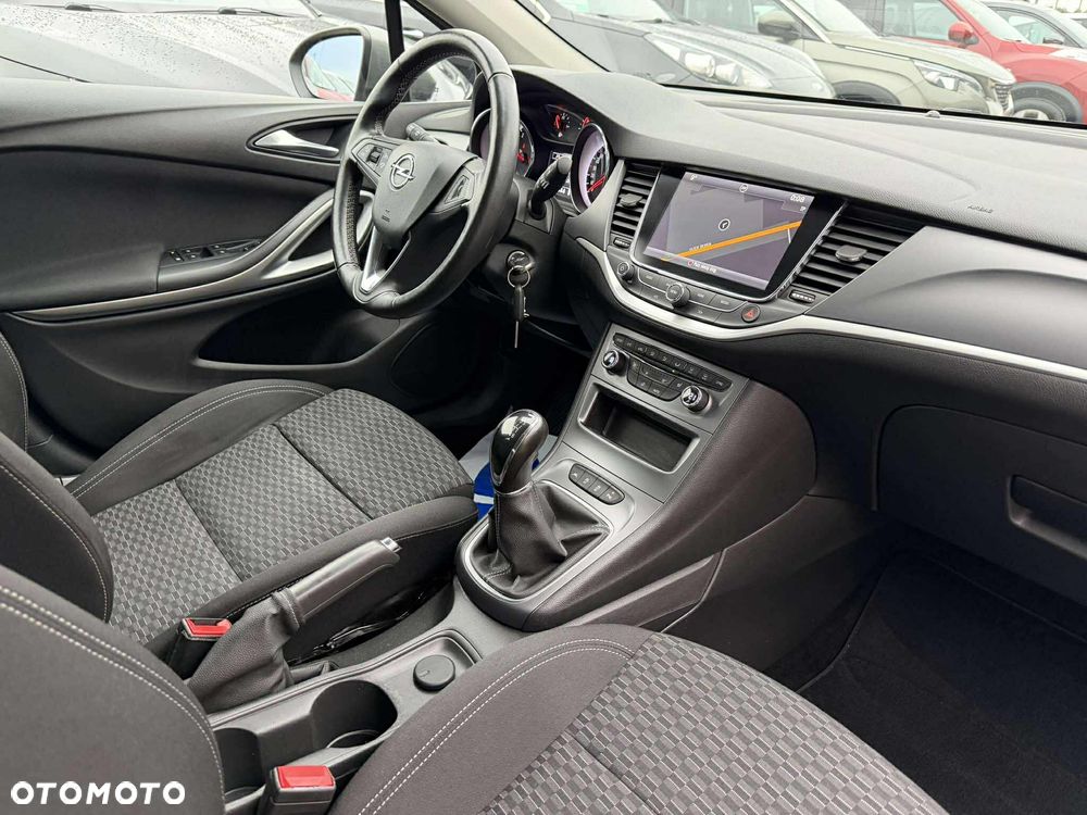 Opel Astra 1.6 CDTI Cosmo - 14