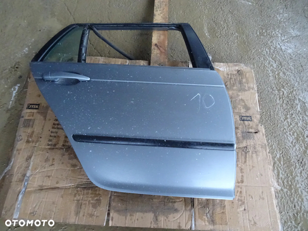 Drzwi Prawe Tył BMW 3 E46 Kombi/Touring (Gołe)