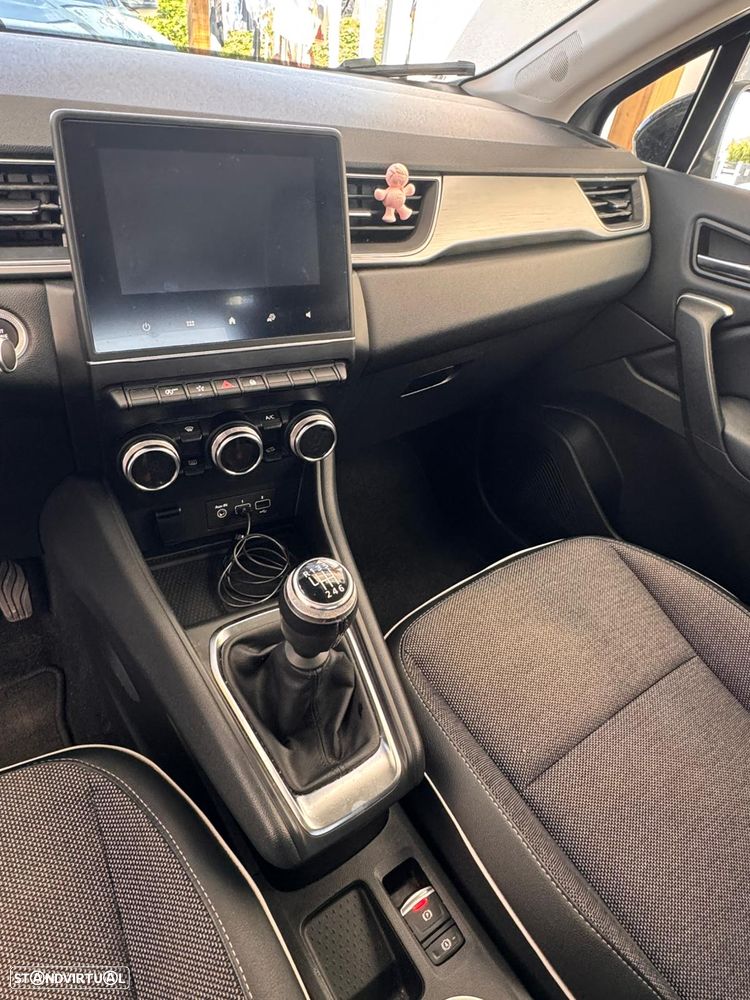 Renault Captur 1.0 TCe Exclusive - 11