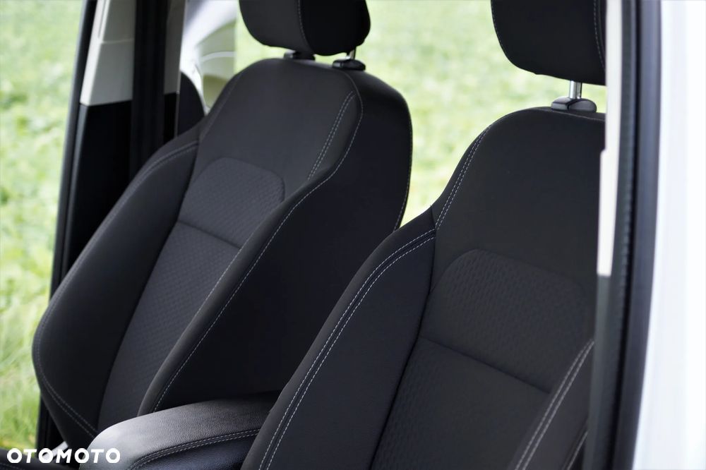 Ford Kuga - 30