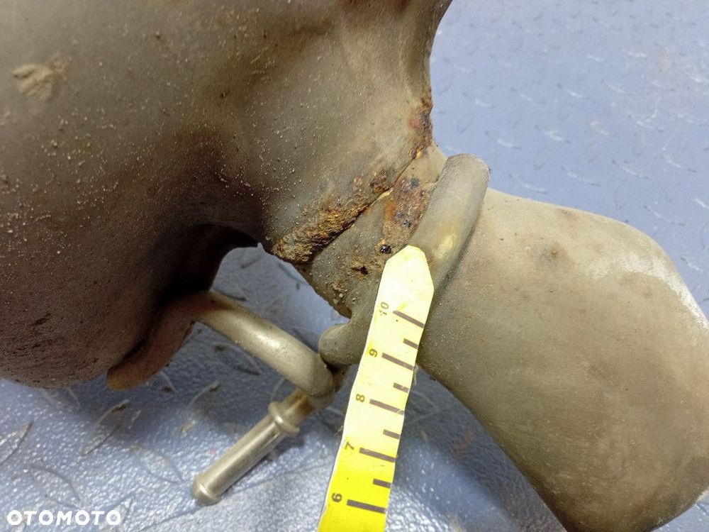 CLS W218 350 CDI 3.0 V6 TŁUMIK KOŃCOWY WYDECH PRAWY A2124910100 - 4