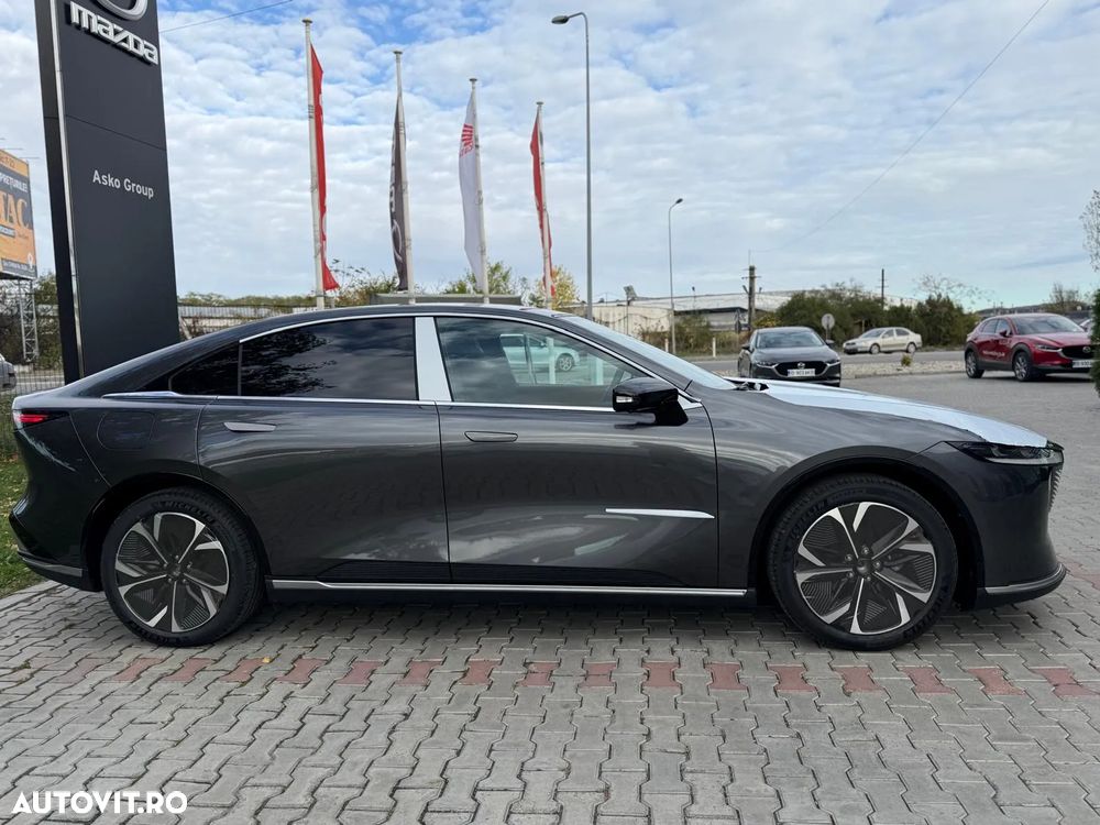 Mazda 6e EV Long Range Takumi Plus - 3