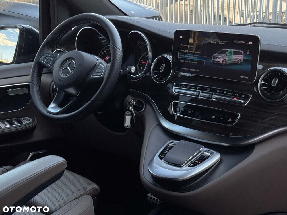 Mercedes-Benz Klasa V 300 d 4-Matic 9G-Tronic Avantgarde (d³ugi) - 24