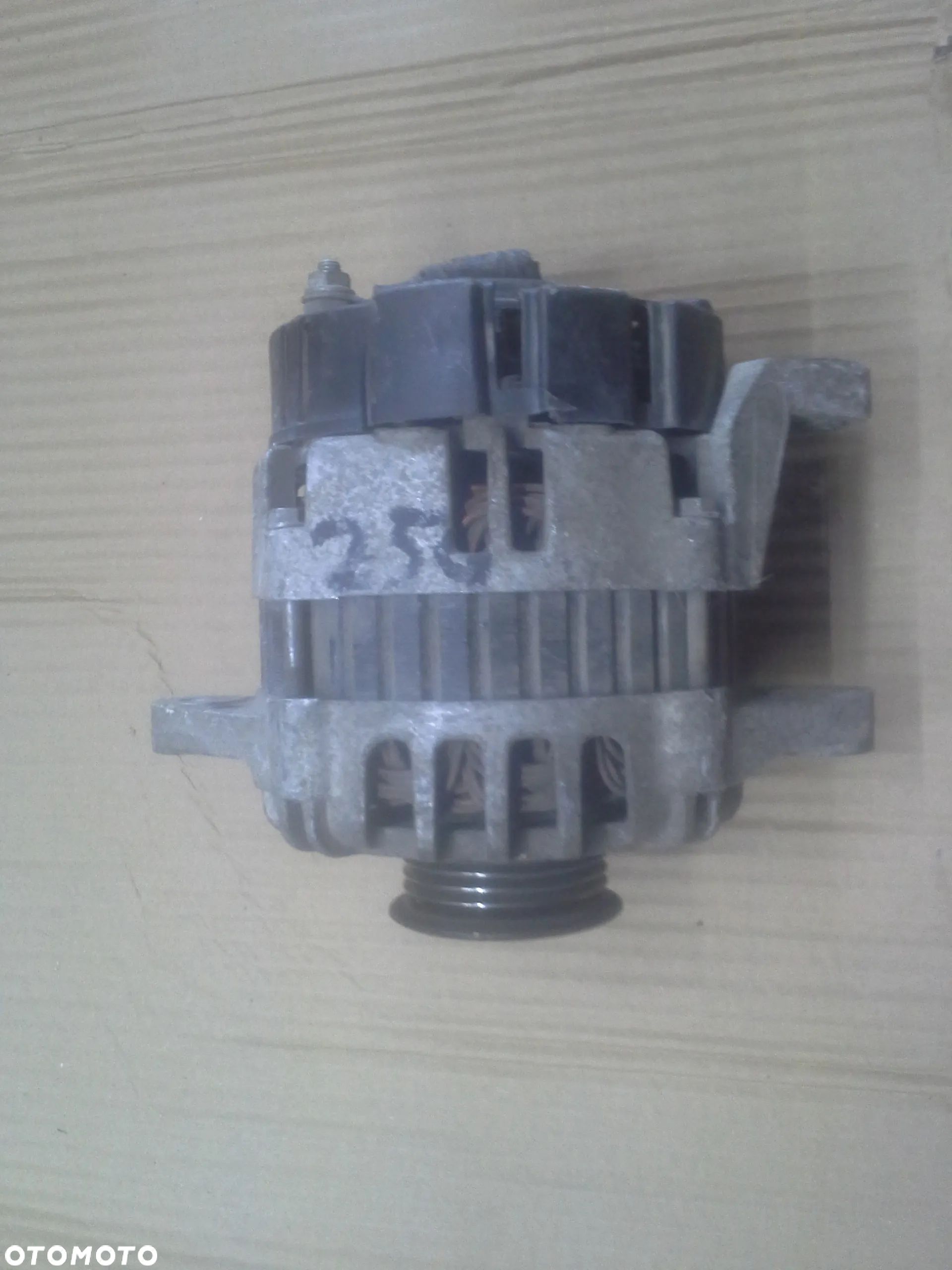 Alternator Chevrolet Aveo T250 2655866 12V 80A Valeo - 1