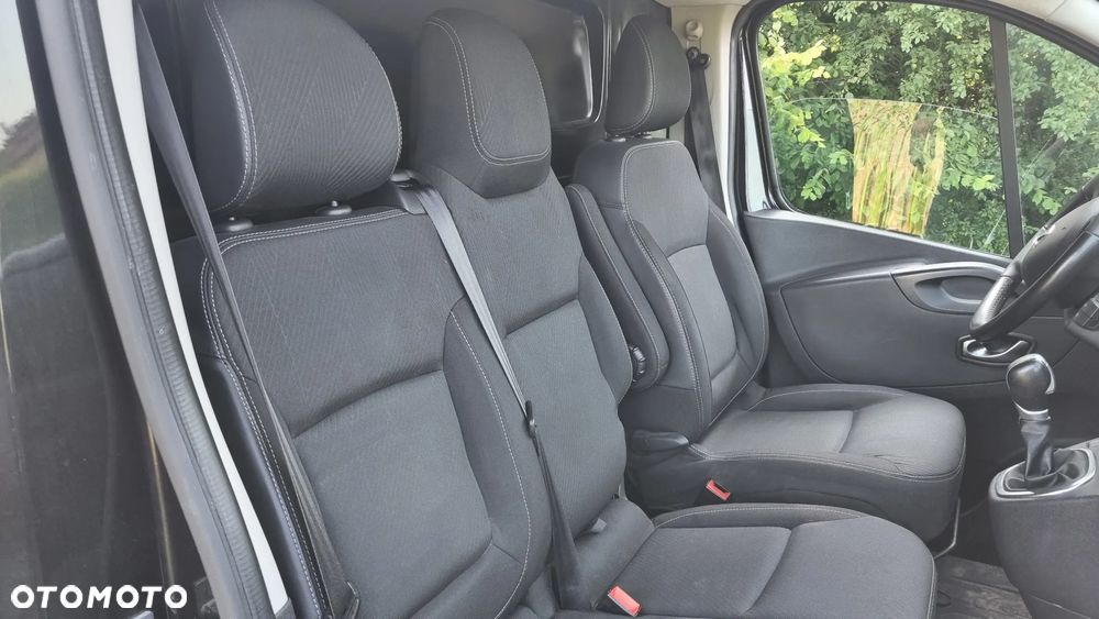 Renault Trafic - 23
