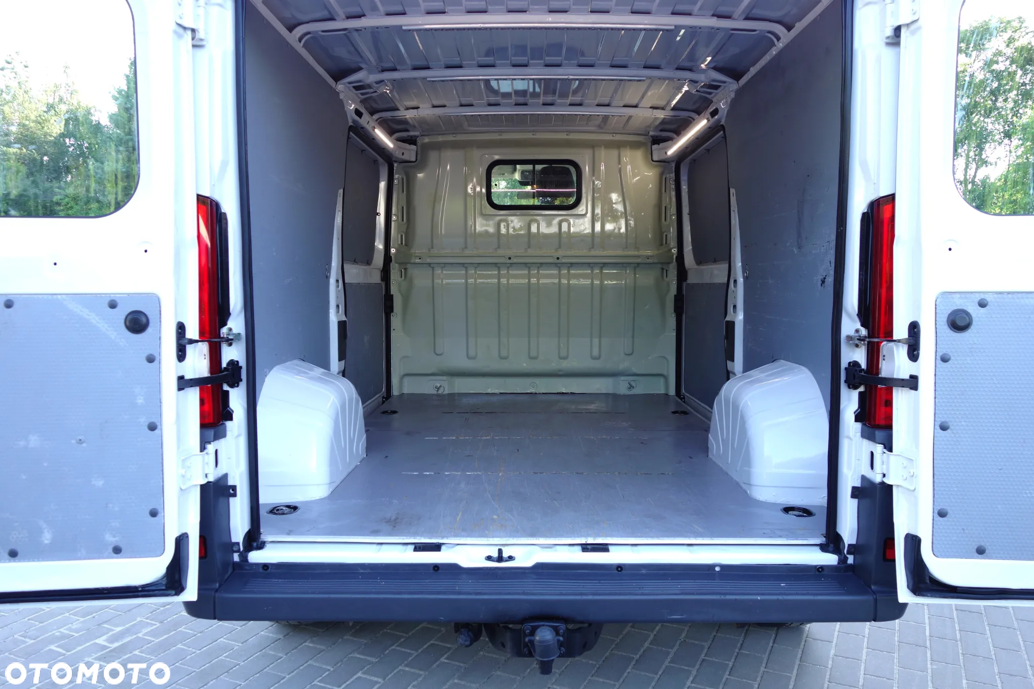 Fiat Ducato 2.3 Multi-Jet 130 KM Klima Webasto Kamera 2 x Drzwi Boczne - 10