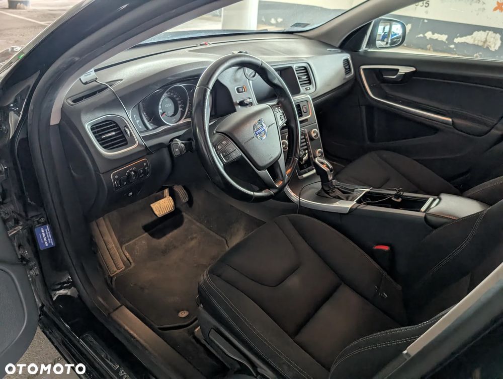 Volvo V60 D3 Kinetic - 3