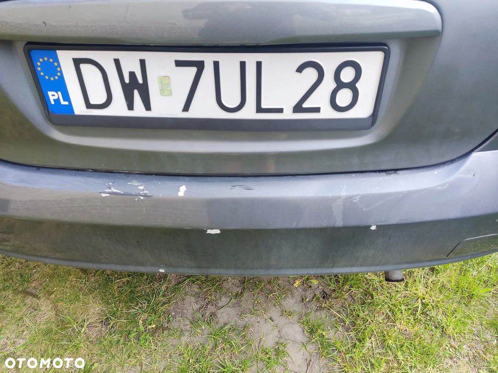 Nissan Almera 1.8 Acenta - 4