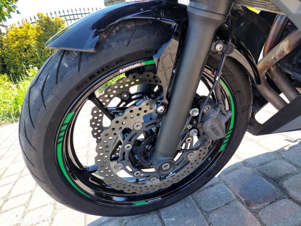 Kawasaki Ninja - 11