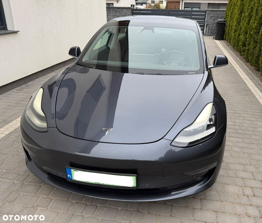 Tesla Model 3 Langstreckenbatterie Allradantrieb Dual Motor - 2