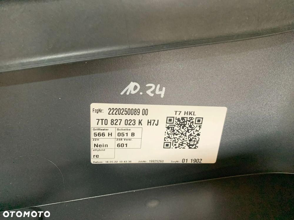 Volkswagen T7 Multivan 22r Klapa tyl tylna VW t 7 2022 - 7