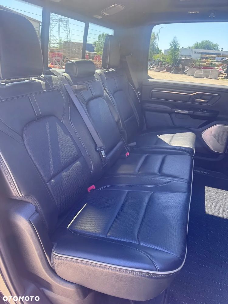 Dodge RAM 5.7 4x4 - 8