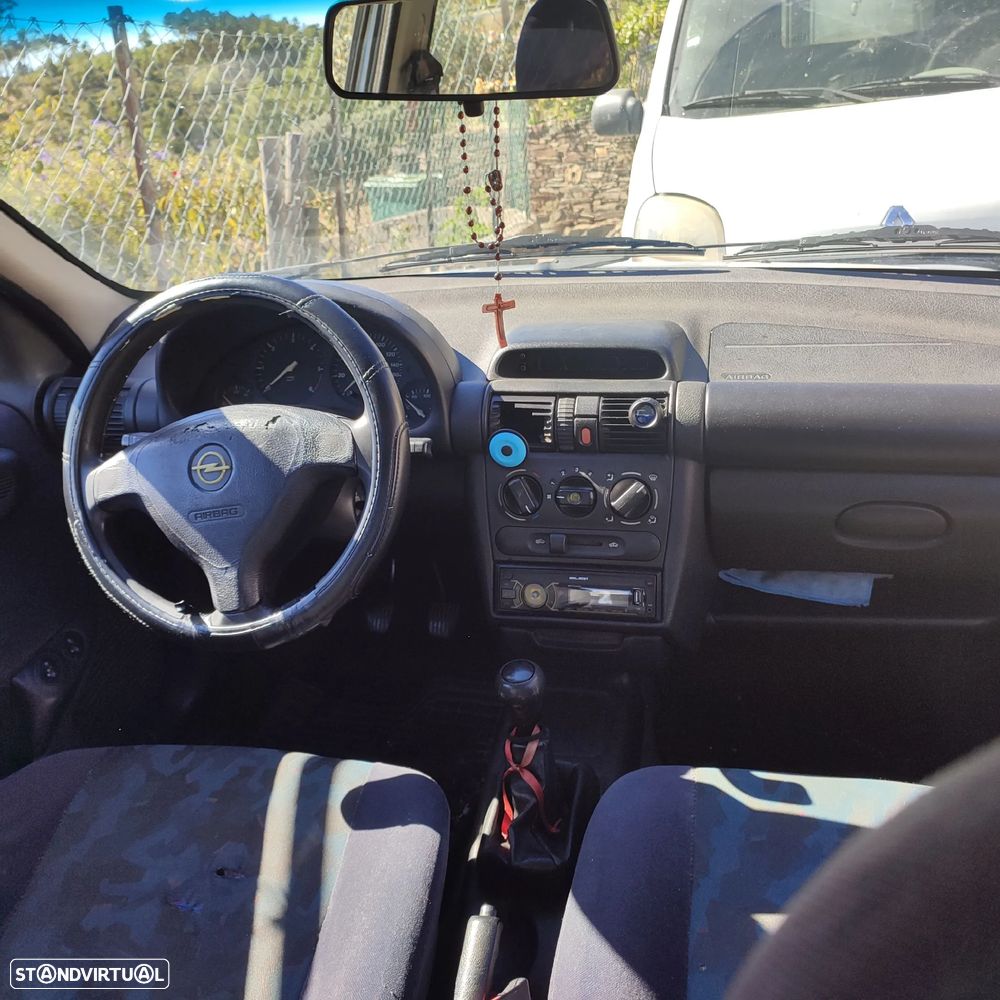 Opel Corsa 1.5 TD 100 - 8
