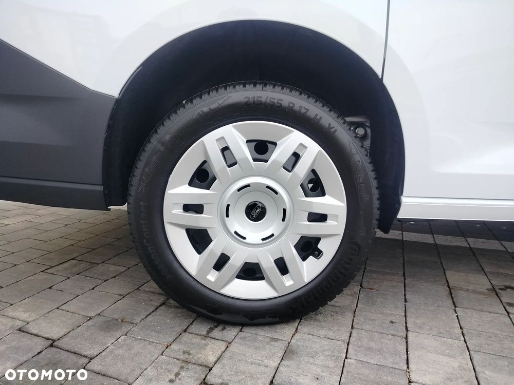 Ford Transit Connect - 23