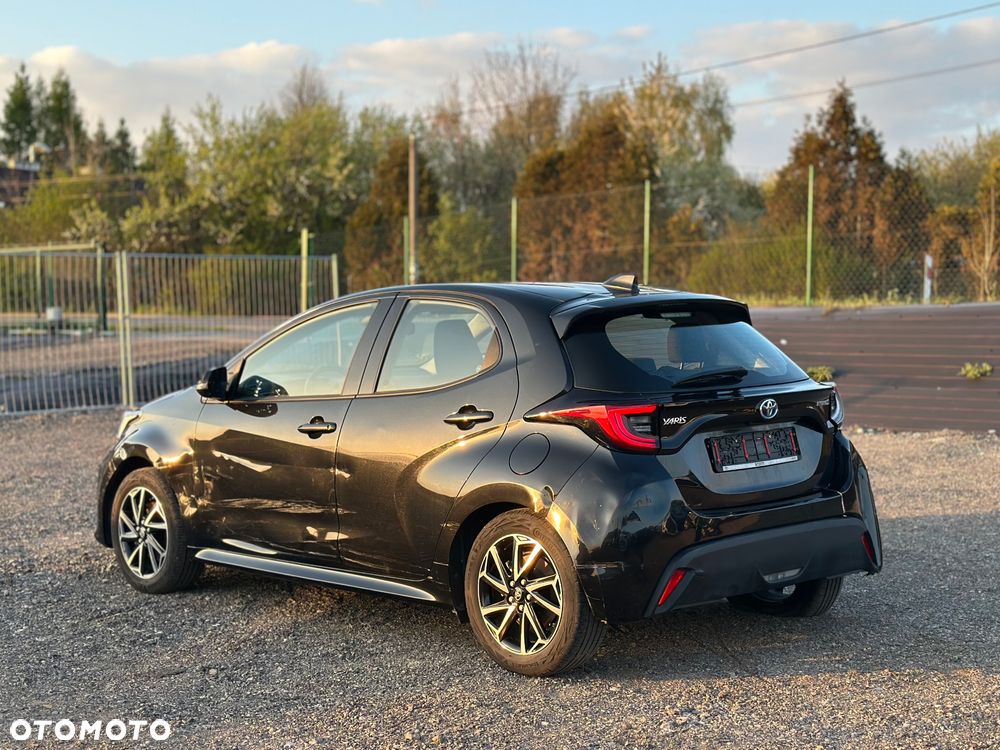 Toyota Yaris - 15