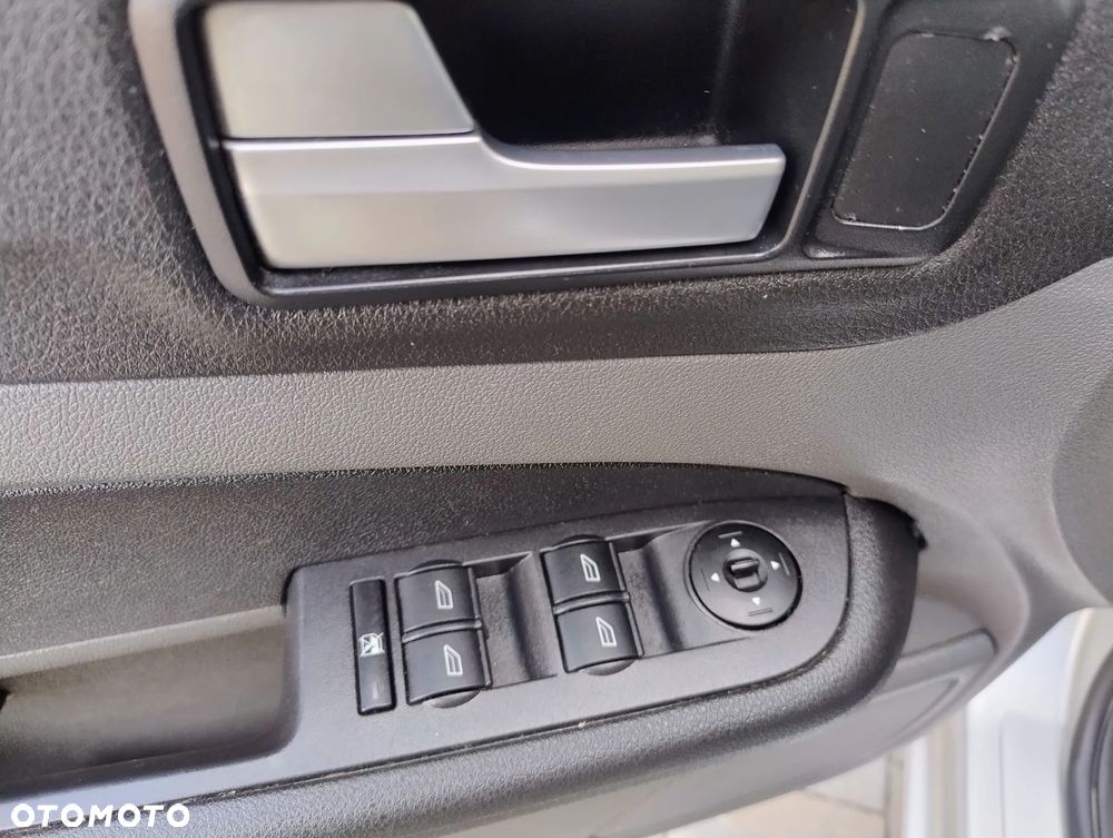 Ford Focus 1.6 TDCi Titanium - 8