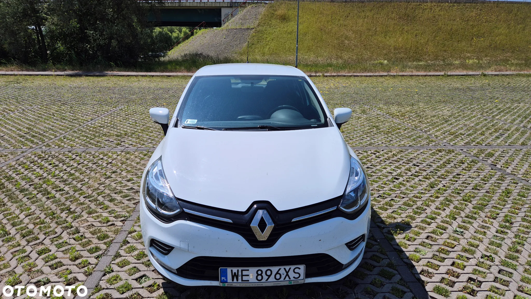 Renault Clio 0.9 TCe Alize - 9