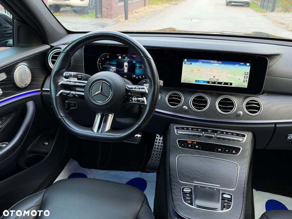 Mercedes-Benz Klasa E 220 d 4-Matic AMG - 8