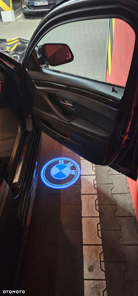 BMW Seria 5 535i xDrive - 38